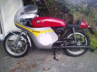 CB200